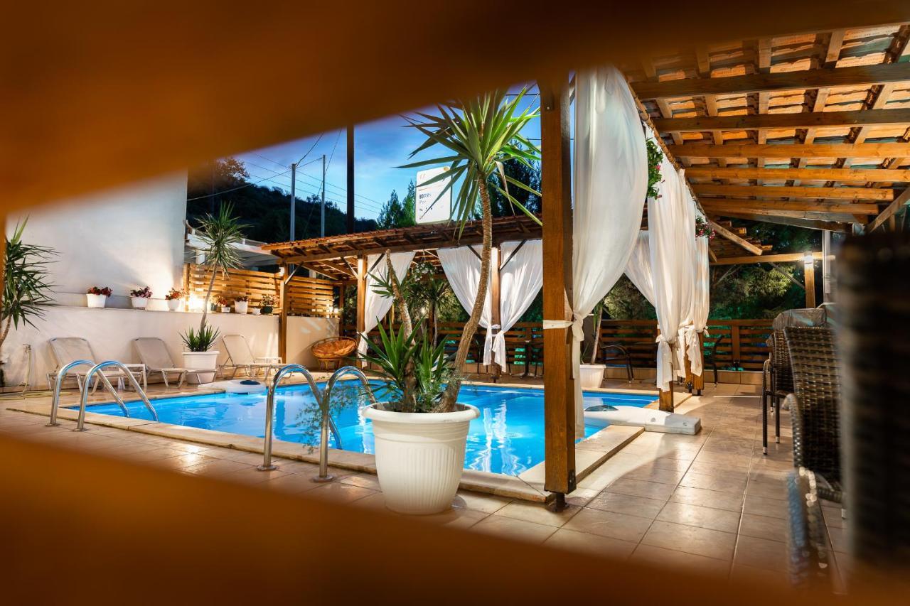 Kipos Resort Néa Péramos Buitenkant foto